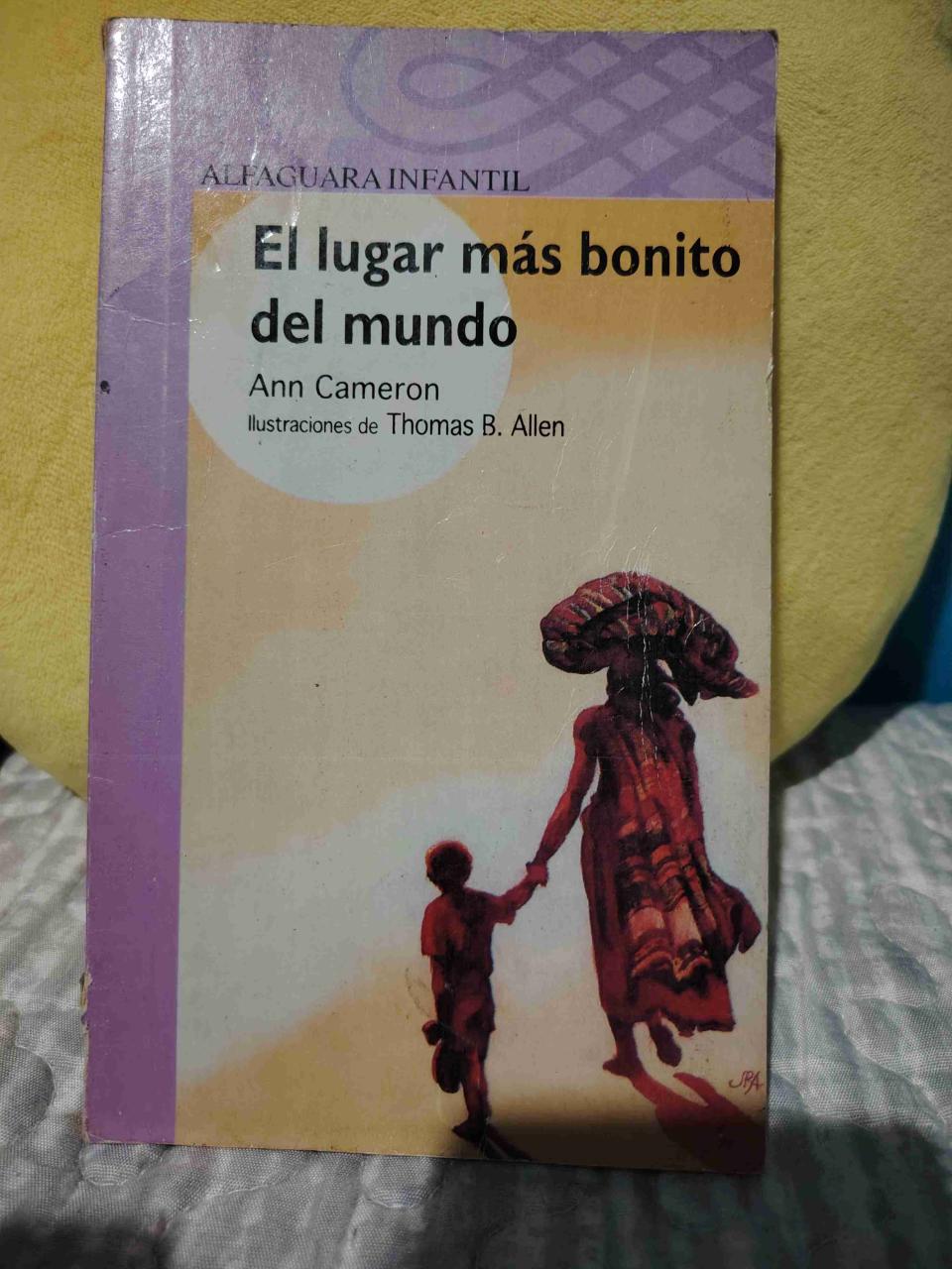 Libro 'El lugar más bonito del mundo' - miniatura 1