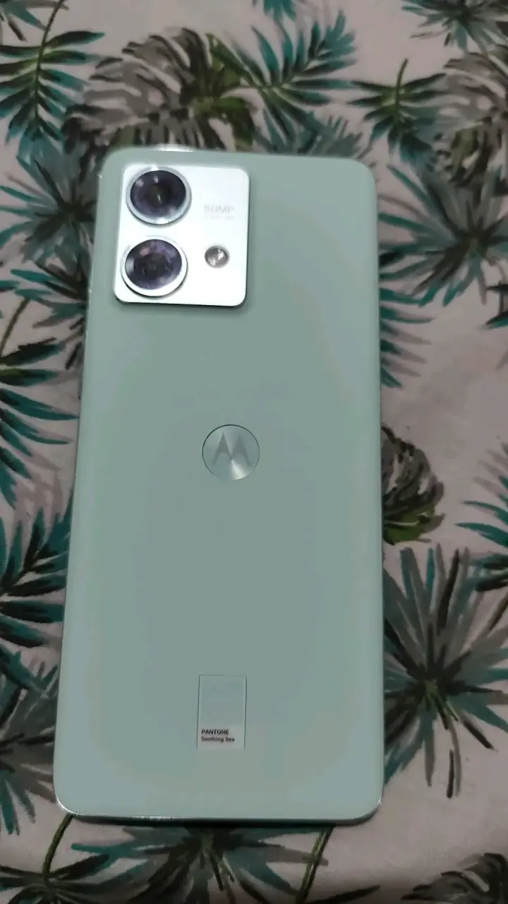 Smartphone en buen estado - miniatura 2