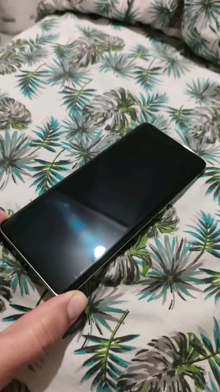 Smartphone en buen estado - miniatura 3