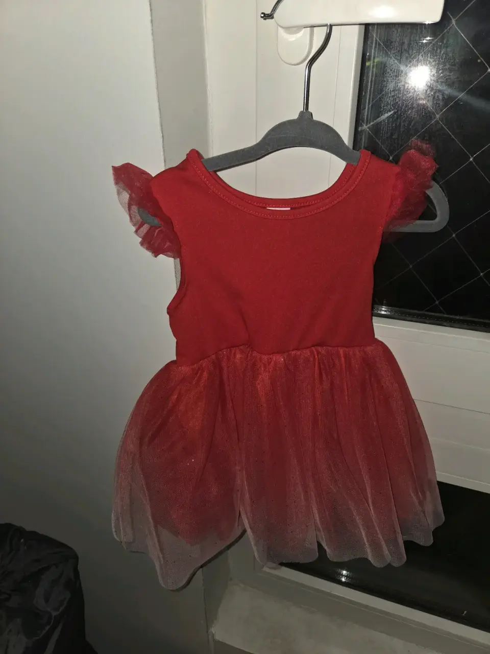 Vestido niña rojo con tul - miniatura 2