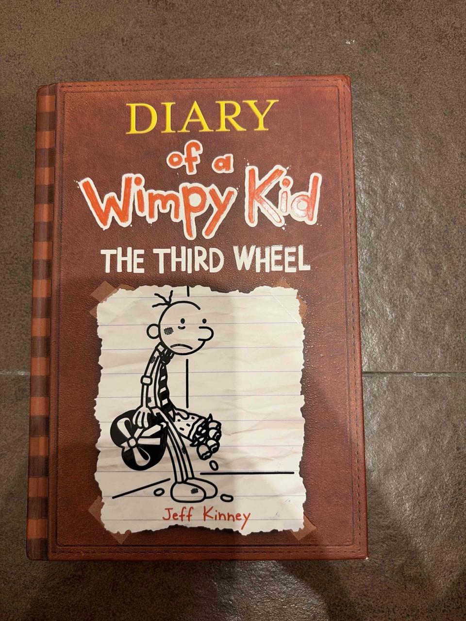 Libro Diario de Greg: La Tercera Rueda - miniatura 1