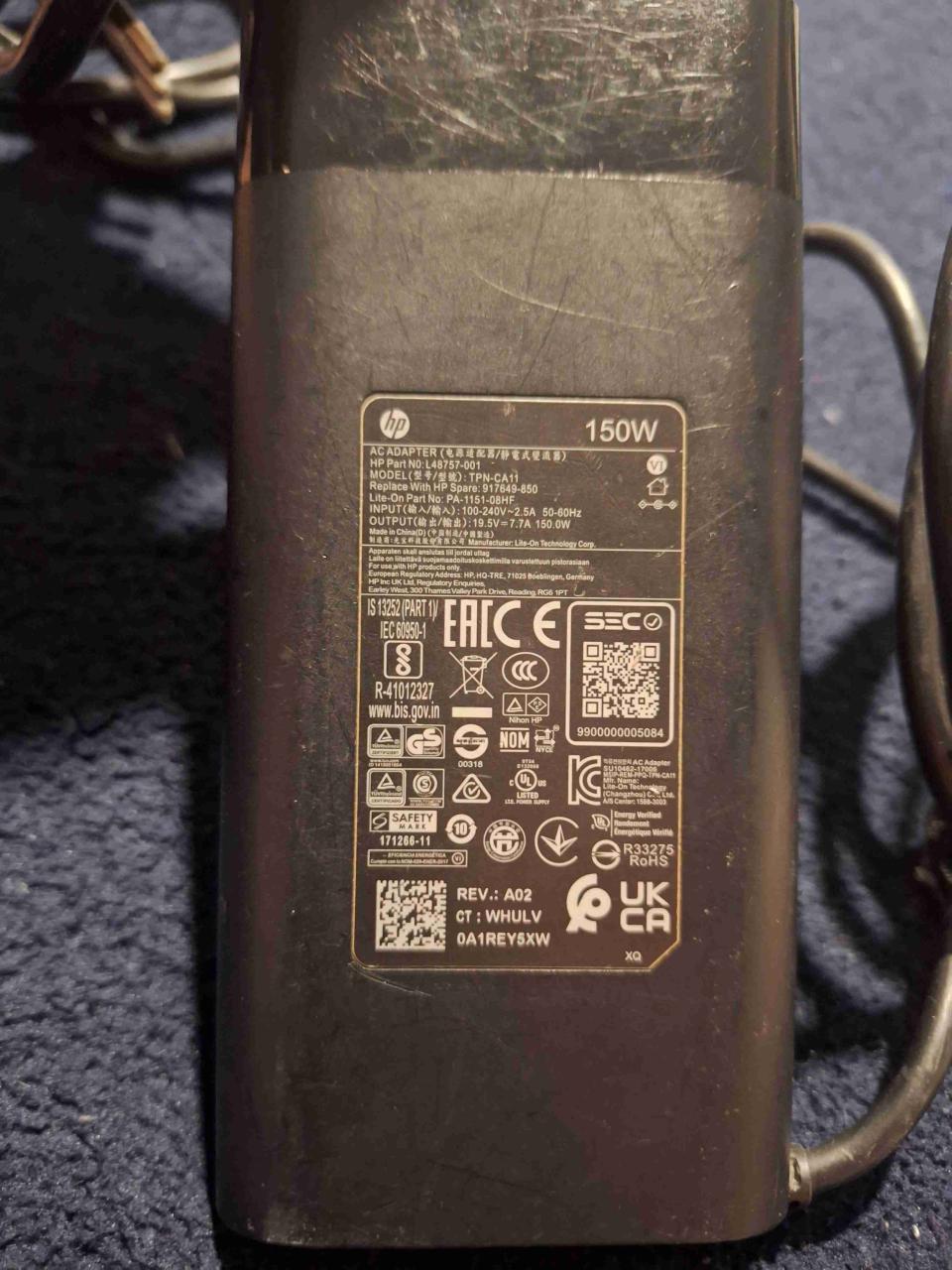 CARGADOR PARA NOTEBOOK HP DE 150W - miniatura 4