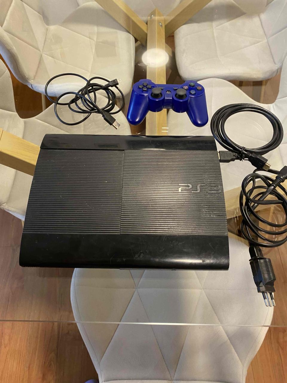 Consola PlayStation 3 con 2  controles - miniatura 4