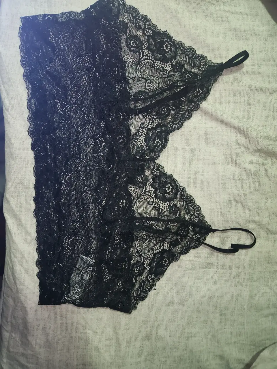 Bralette de encaje negro