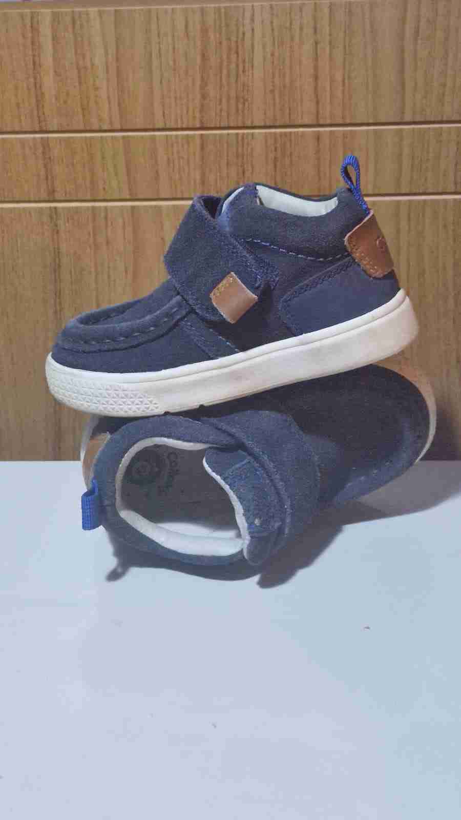Botines azul marino infantiles