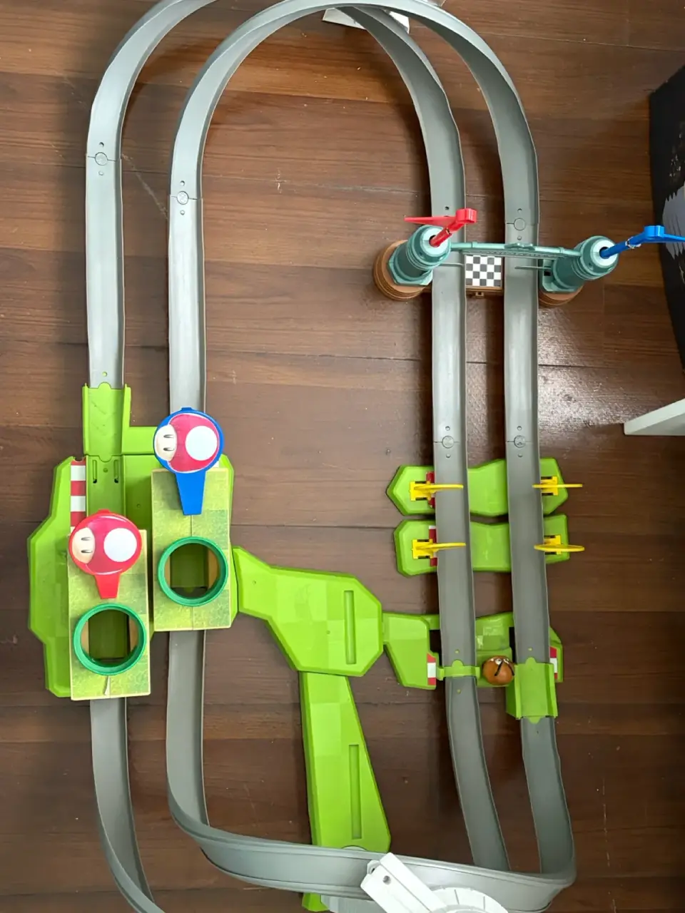 Pista de carreras Mario circuito - miniatura 3