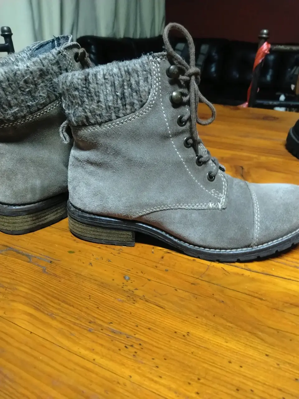 Botines de gamuza beige - miniatura 2