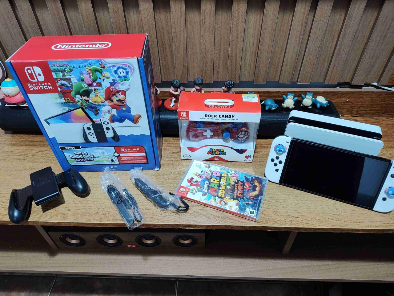 Consola Nintendo Switch OLED con accesorios - miniatura 2