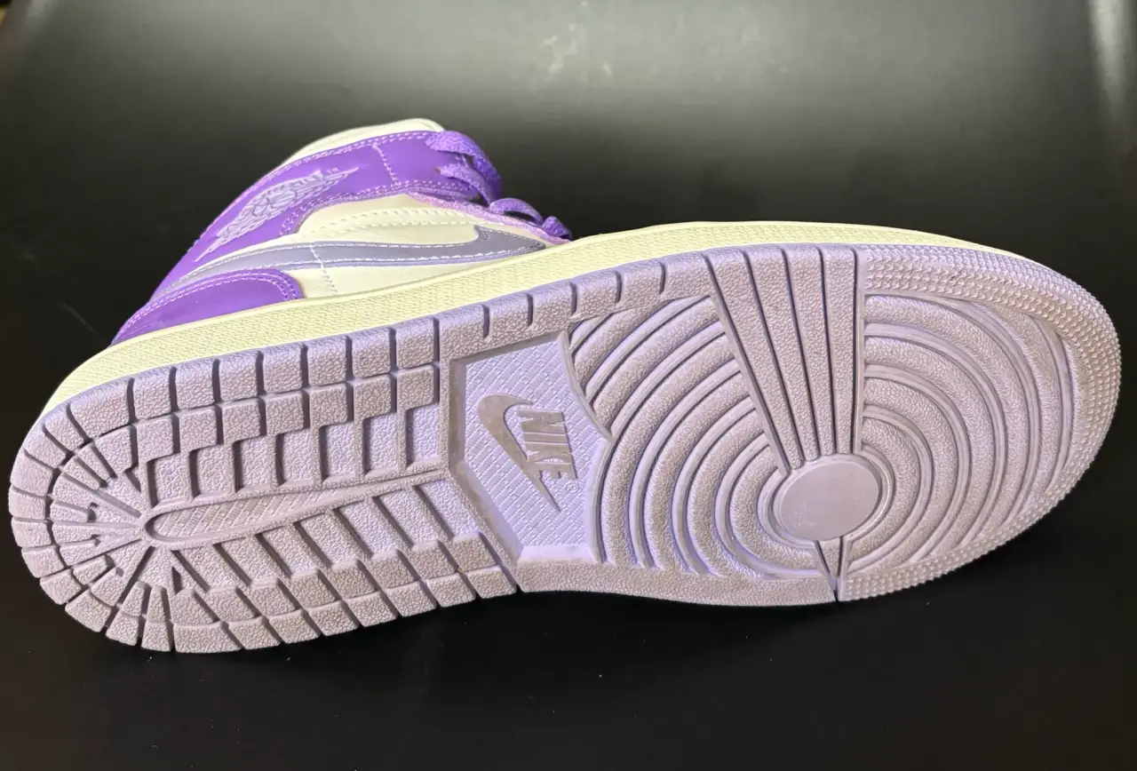 Zapatillas Air Jordan moradas - miniatura 2