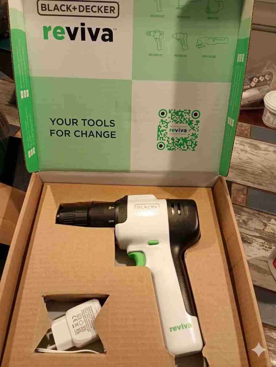 Taladro percutor Black+Decker Reviva 12v NUEVO - miniatura 4