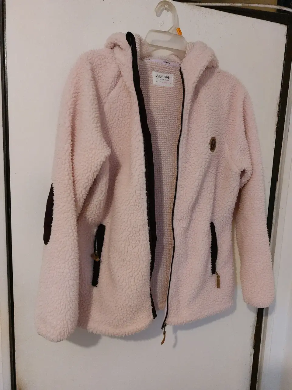 Chaqueta de lana rosada - miniatura 2