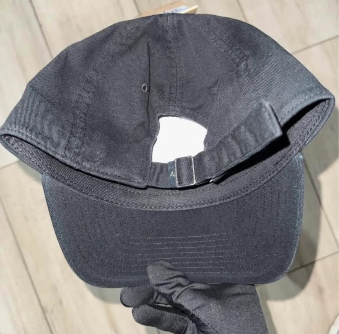 Gorra negra Jordan - miniatura 2