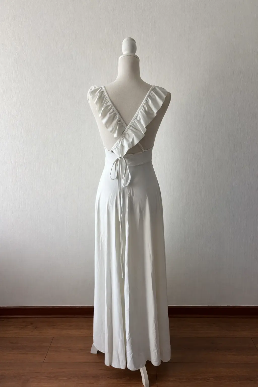 Vestido largo blanco elegante - miniatura 5