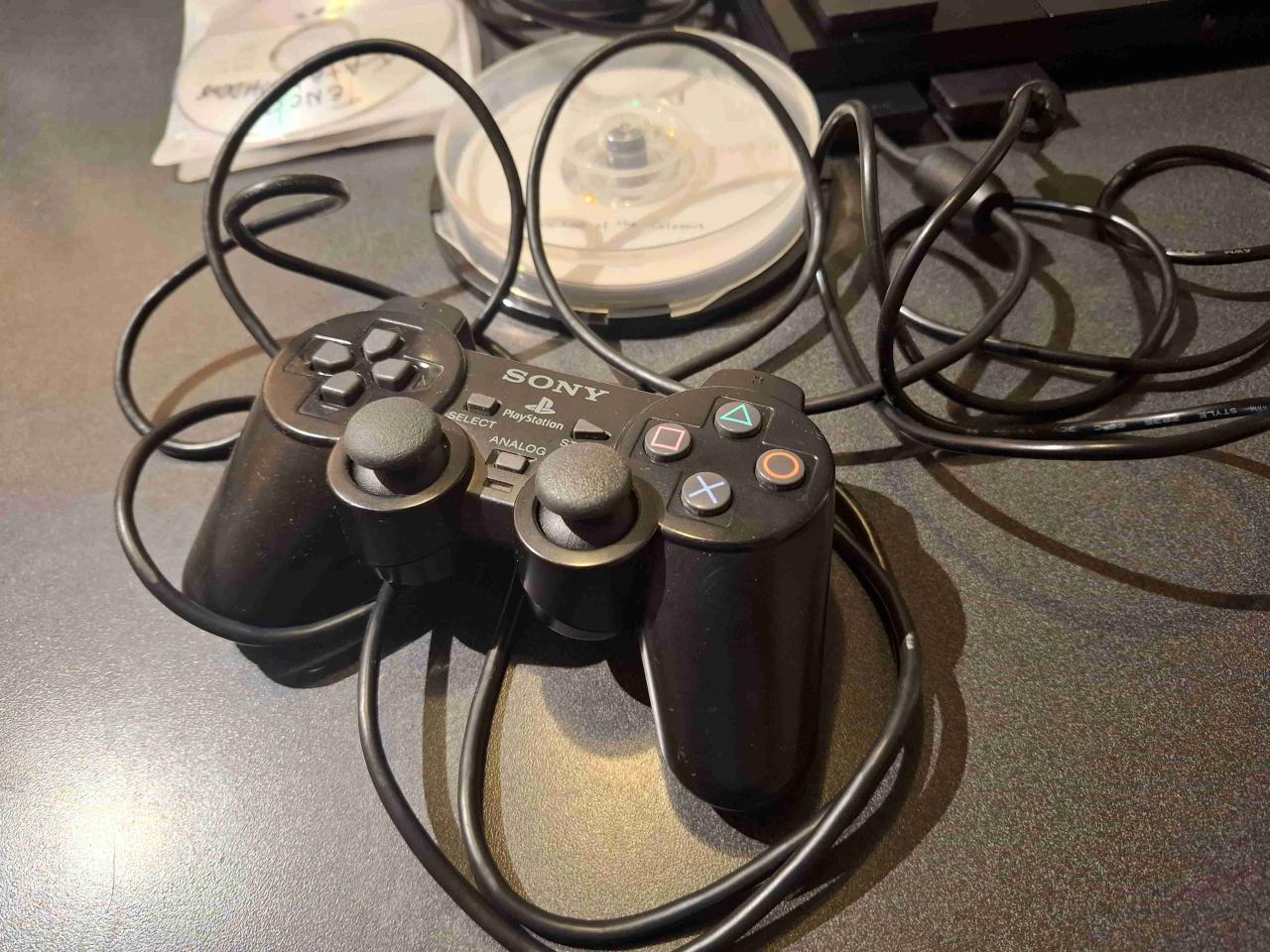 Consola PlayStation 2 con control - miniatura 3