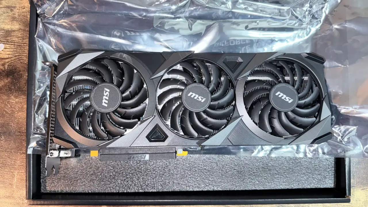 Tarjeta Gráfica MSI GeForce RTX 3060 - miniatura 3