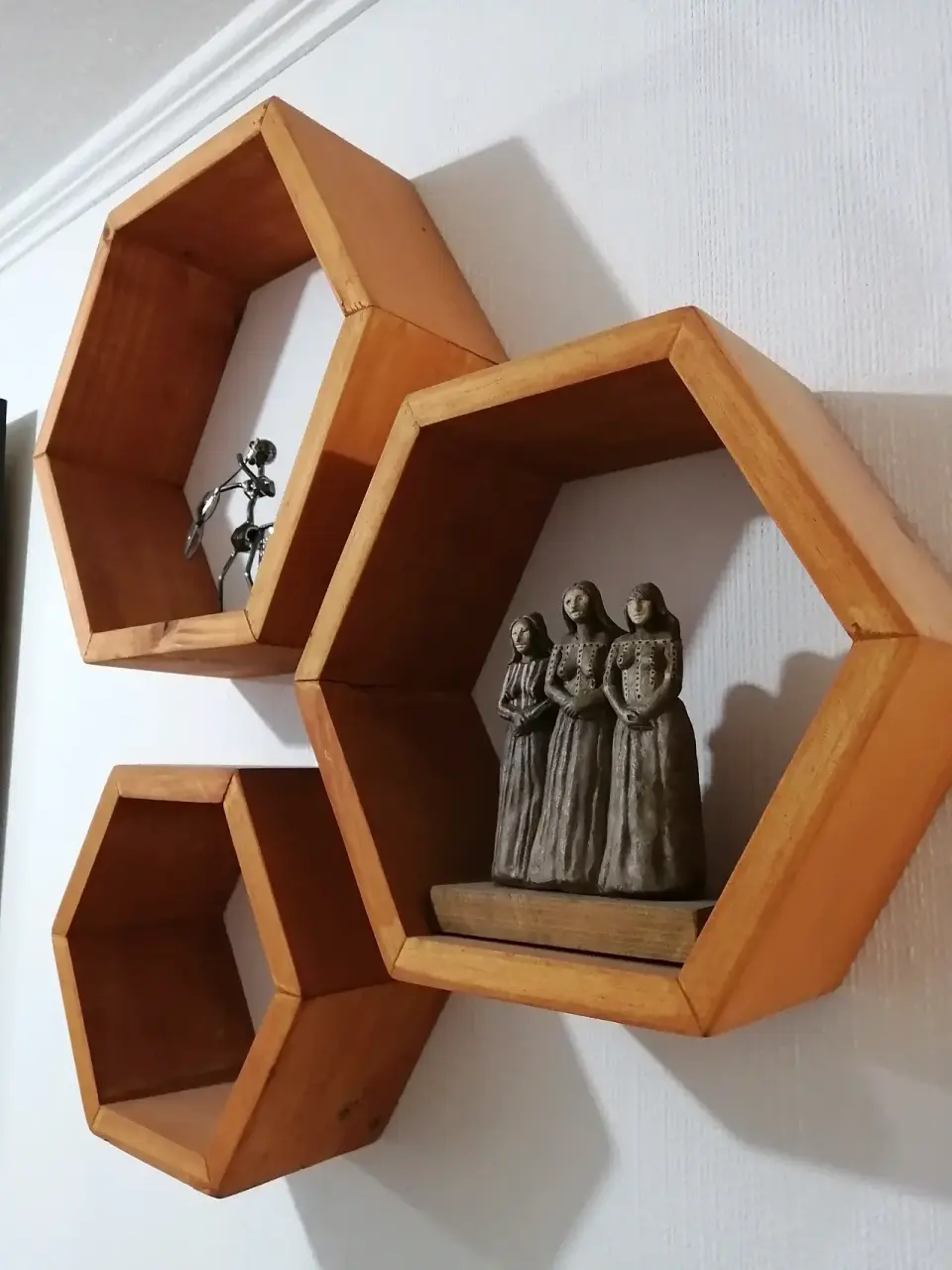 Set de repisas hexagonales de madera - miniatura 3