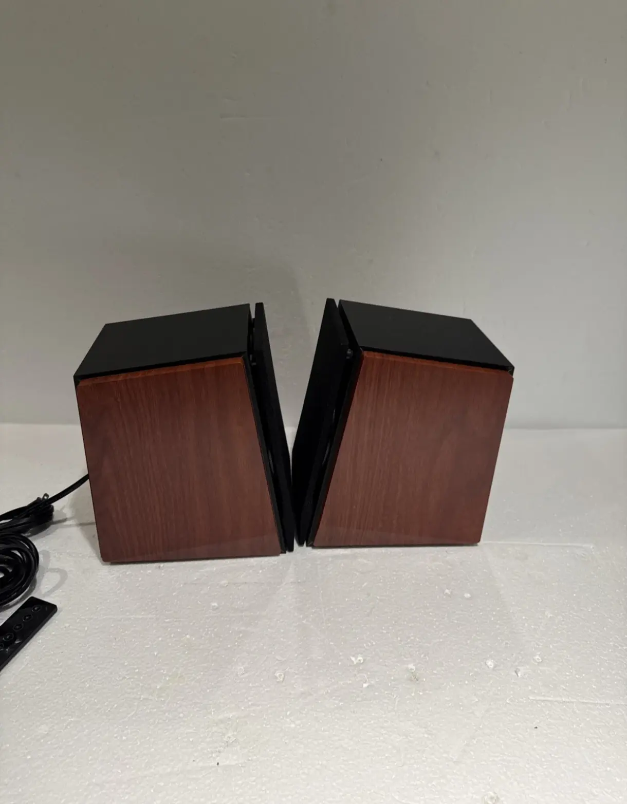 Parlantes Edifier R1700BT Bluetooth - miniatura 6