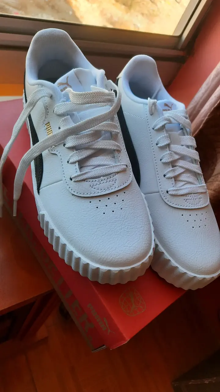 Zapatillas deportivas blancas - miniatura 1