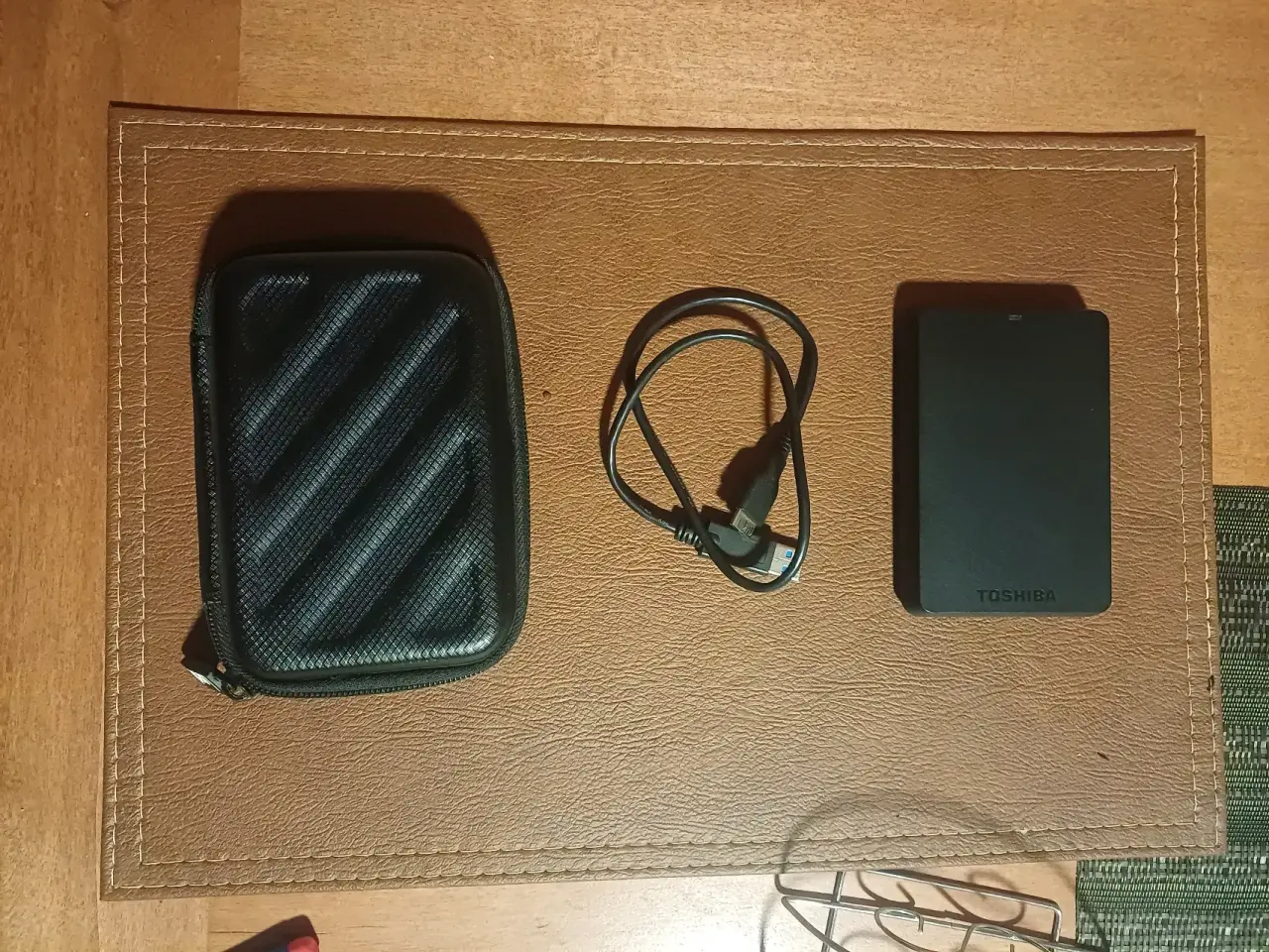 Disco duro externo con funda - miniatura 2
