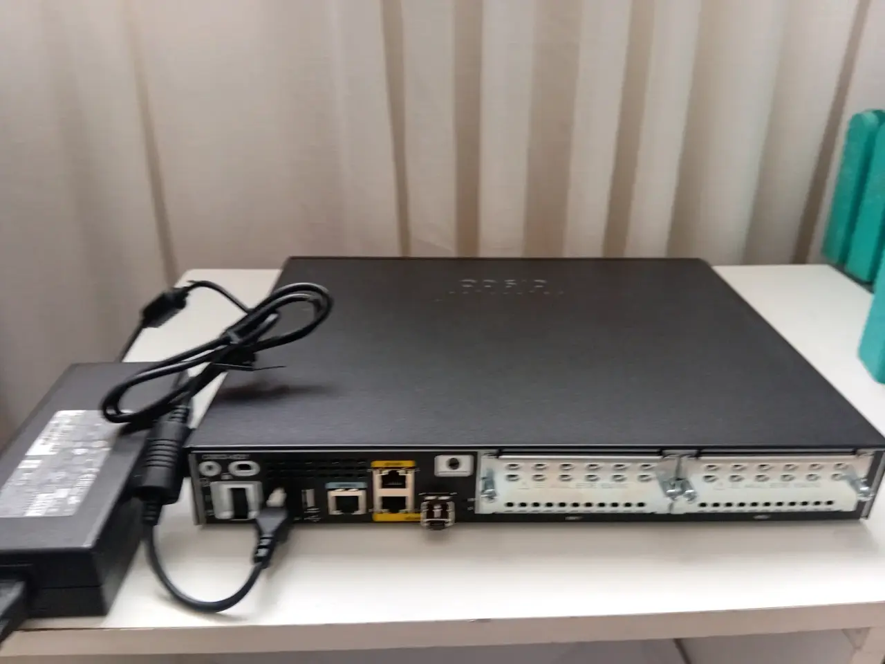 Router Cisco 4200 Series - miniatura 2