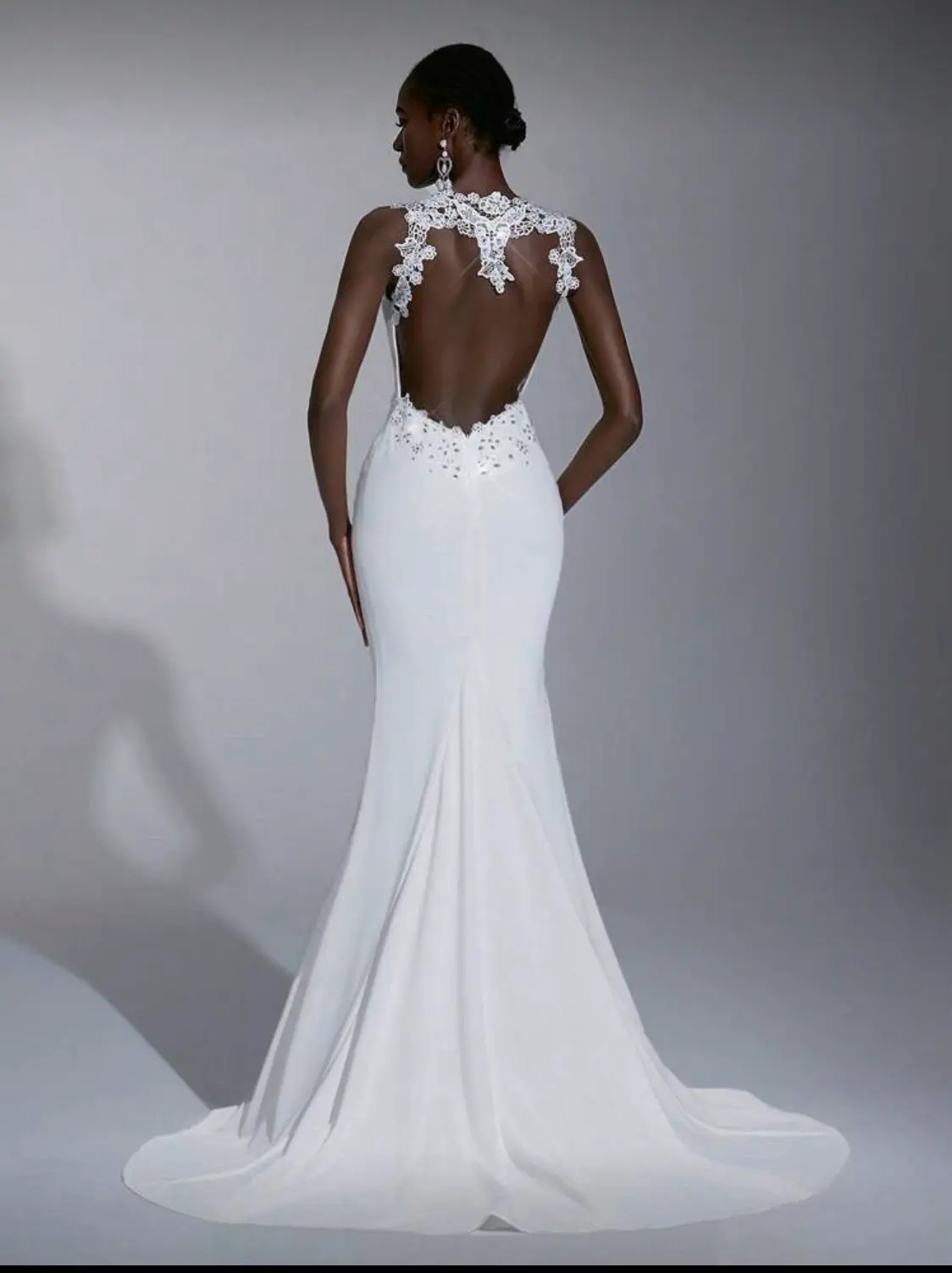 Vestido de novia blanco elegante - miniatura 2