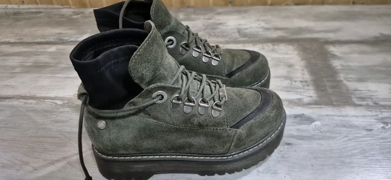 Botas verdes de gamuza - miniatura 2