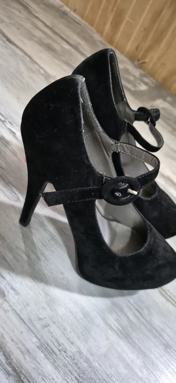 Zapatos negros con hebilla - miniatura 2