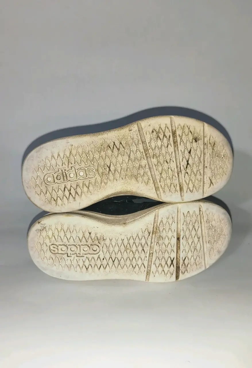 Zapatillas negras ADIDAS con velcro - miniatura 3