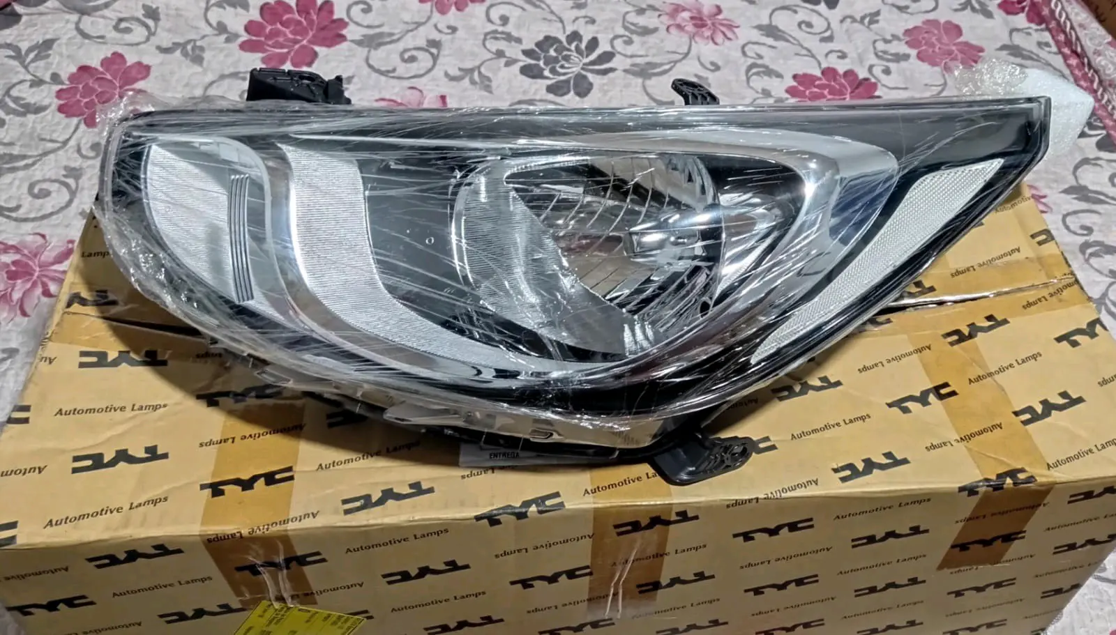 Foco delantero de Hyundai accent izquierdo - miniatura 2