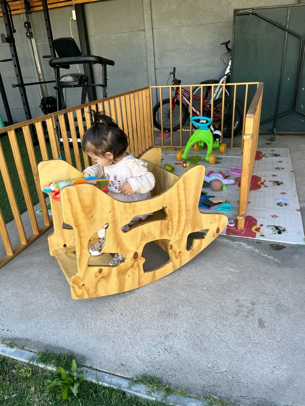 Silla multiproposito para niños, estilo montesori - miniatura 1