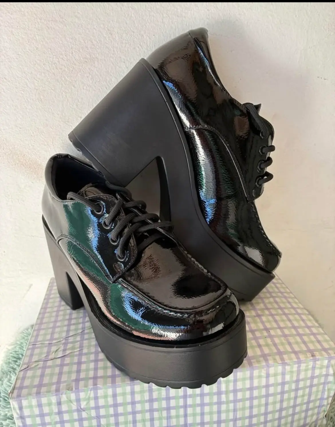 Zapatos de charol marca WEIDE - miniatura 1