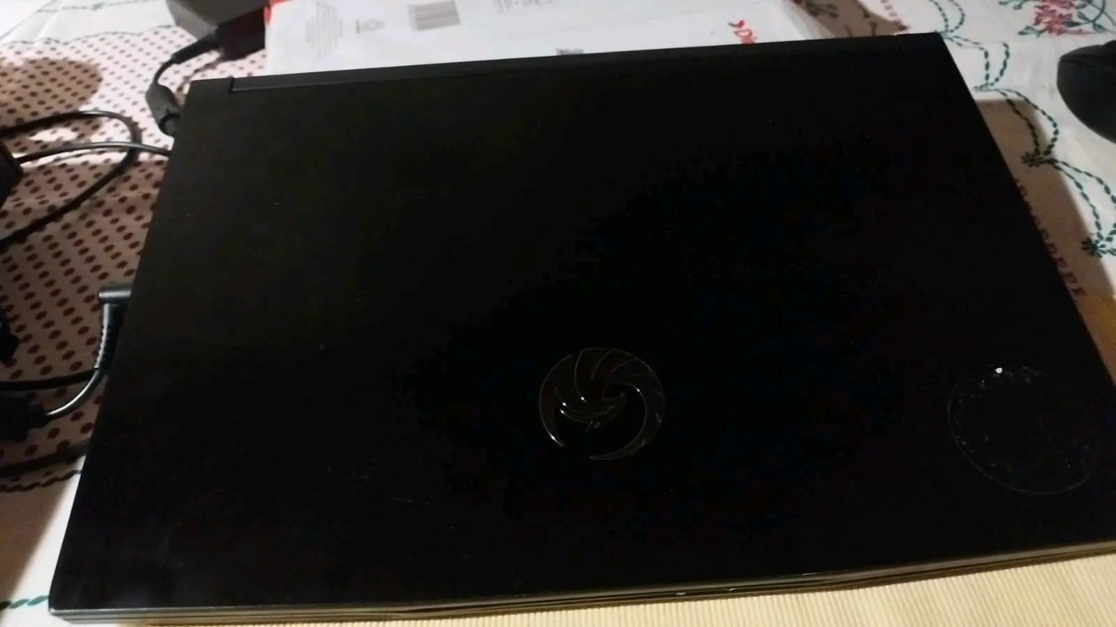 Notebook gamer MSI Bravo 15 A4DDR en excelente est - miniatura 2