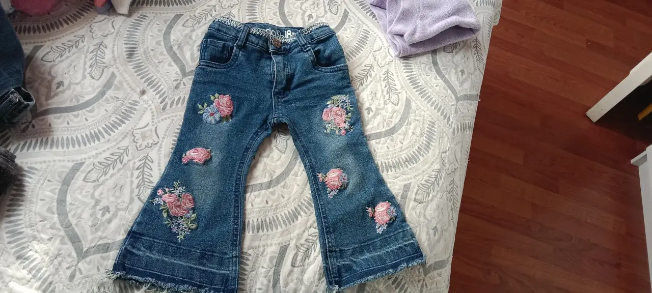 Jeans Limonada bordados