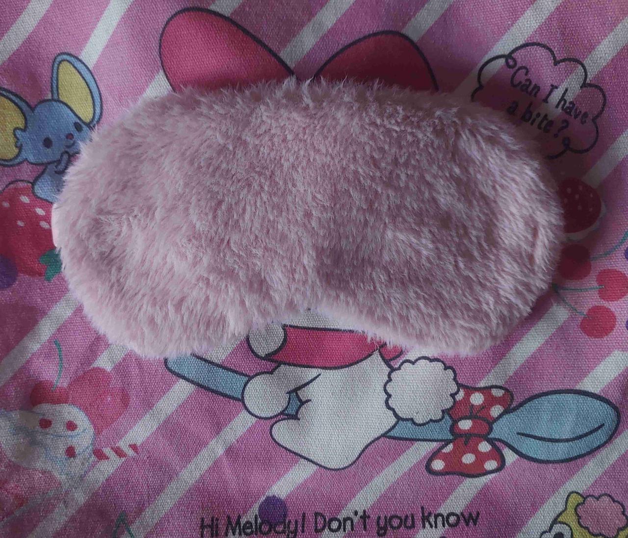 Antifaz de dormir rosa peludo - miniatura 1