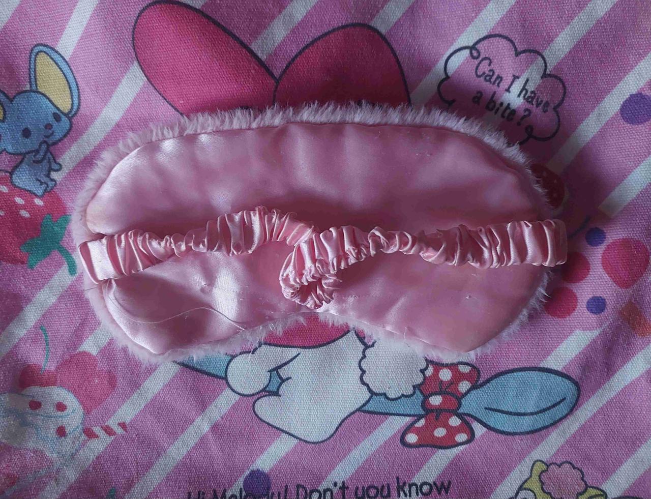 Antifaz de dormir rosa peludo - miniatura 2