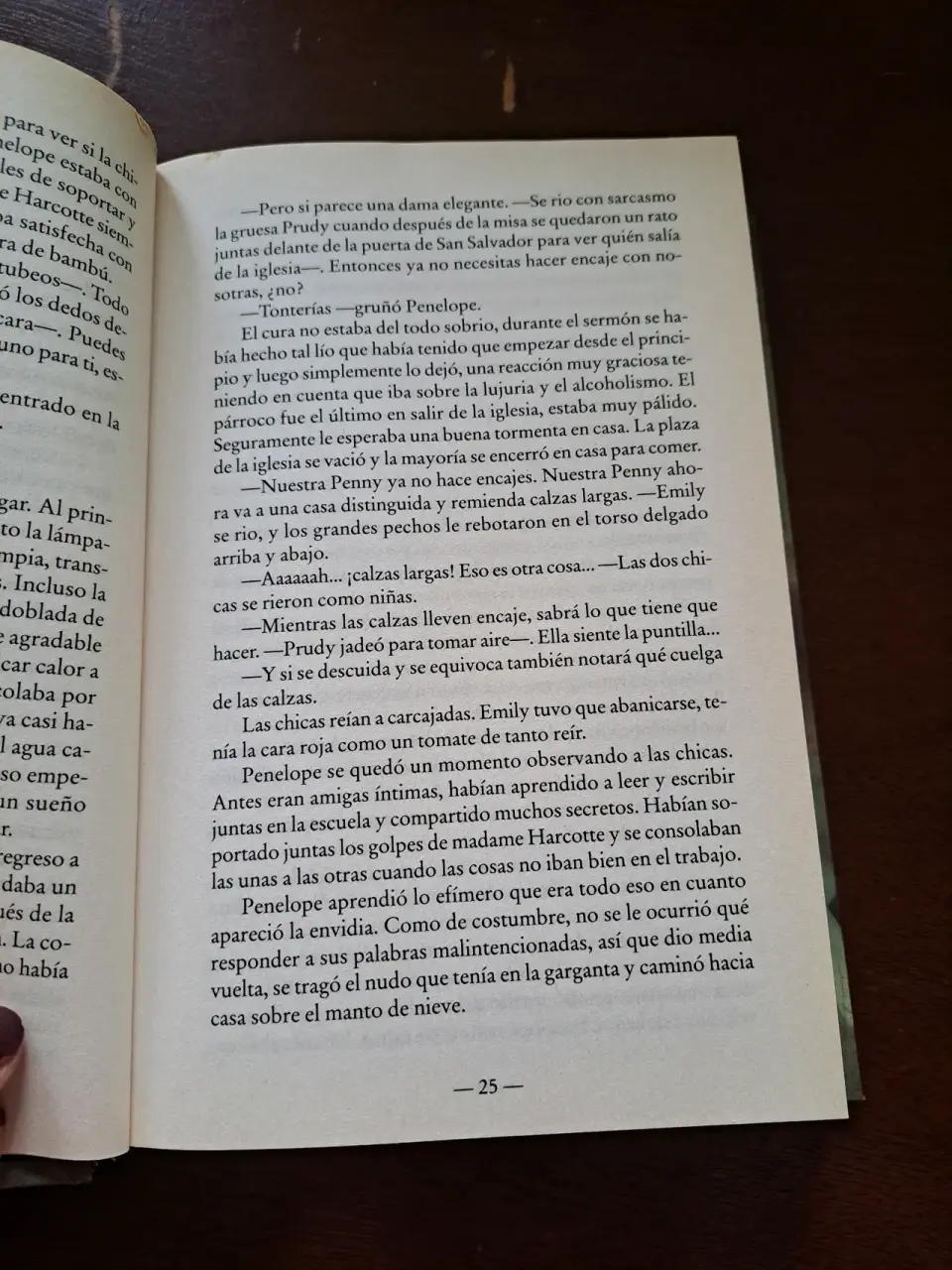Libro 'El Hilo de la Costurera' - miniatura 2