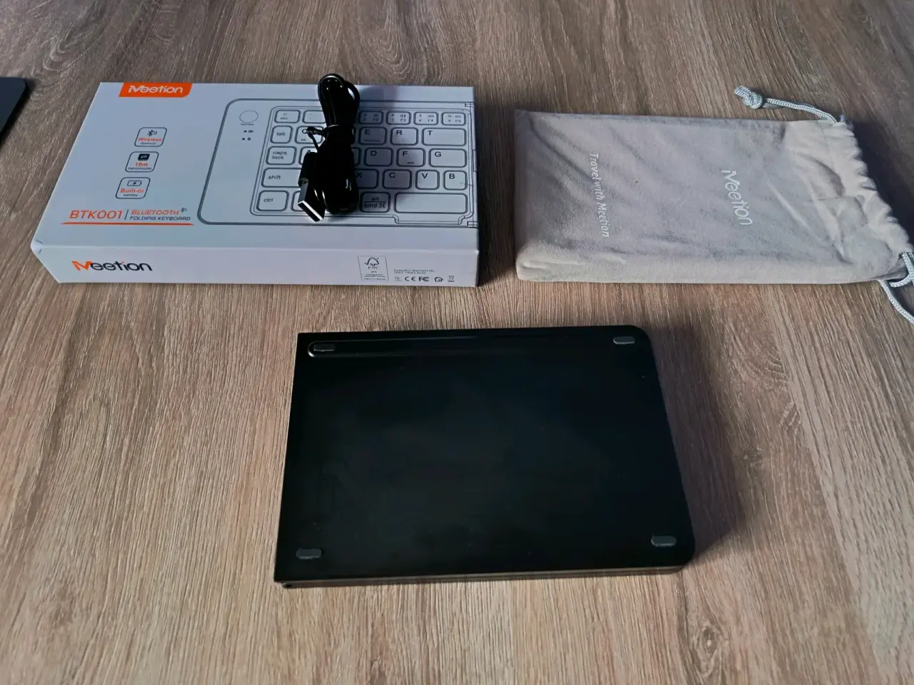 Teclado Bluetooth Plegable Negro + mouse - miniatura 2