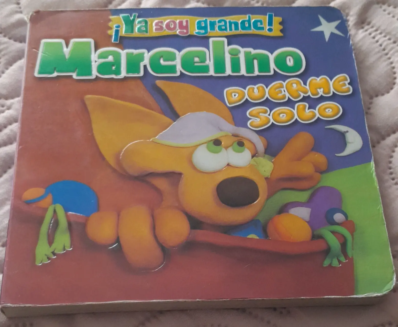 Libro infantil Marcelino duerme solo