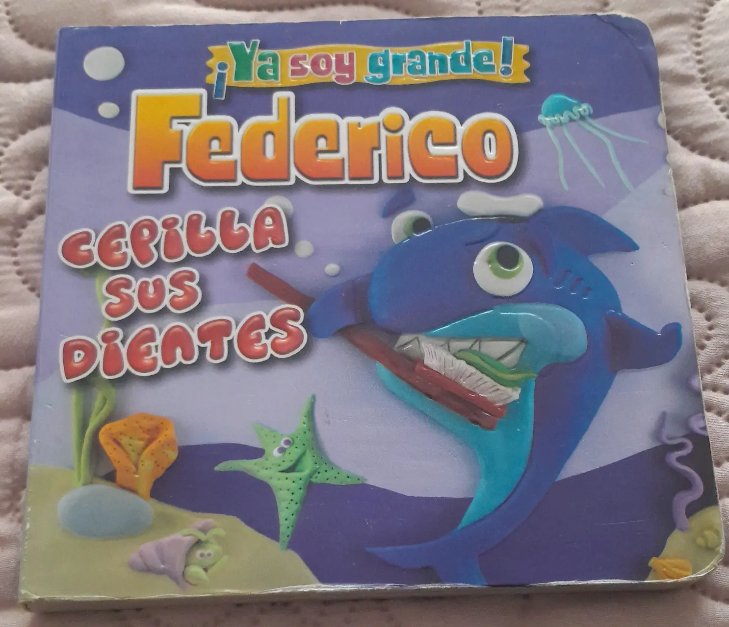 Libro infantil 'Federico Cepilla sus Dientes'