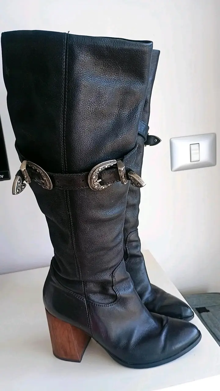 Botas de cuero negras con hebillas marca zappa - miniatura 3