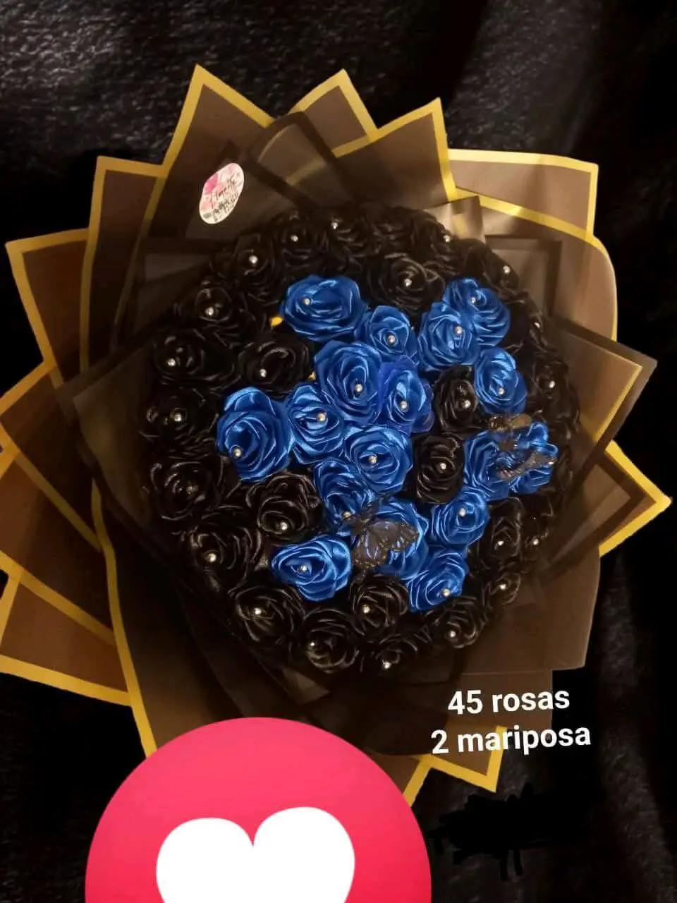 Ramo de rosas decorativas con chocolates - miniatura 2