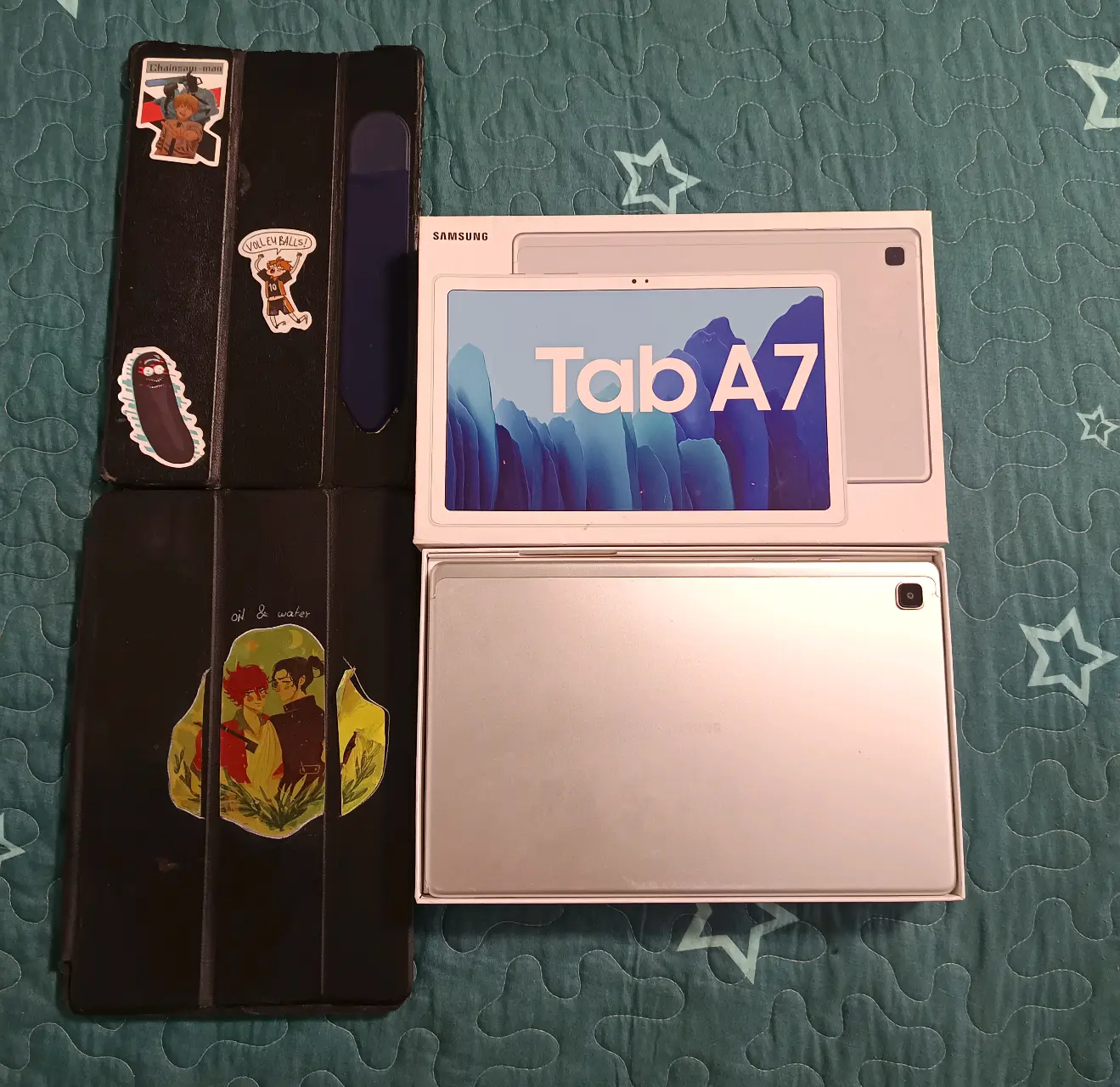 Tablet Samsung Tab A7 con fundas - miniatura 1