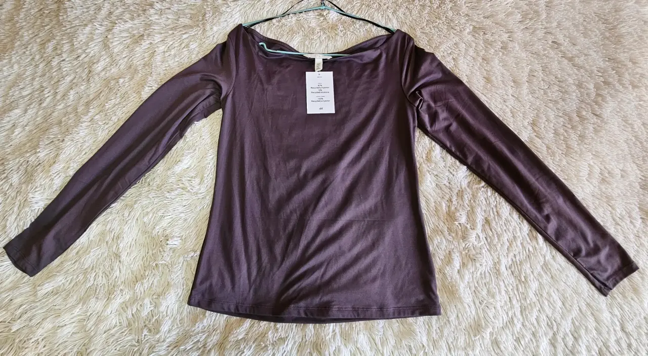 Polera manga larga cuello bote HyM café - miniatura 3