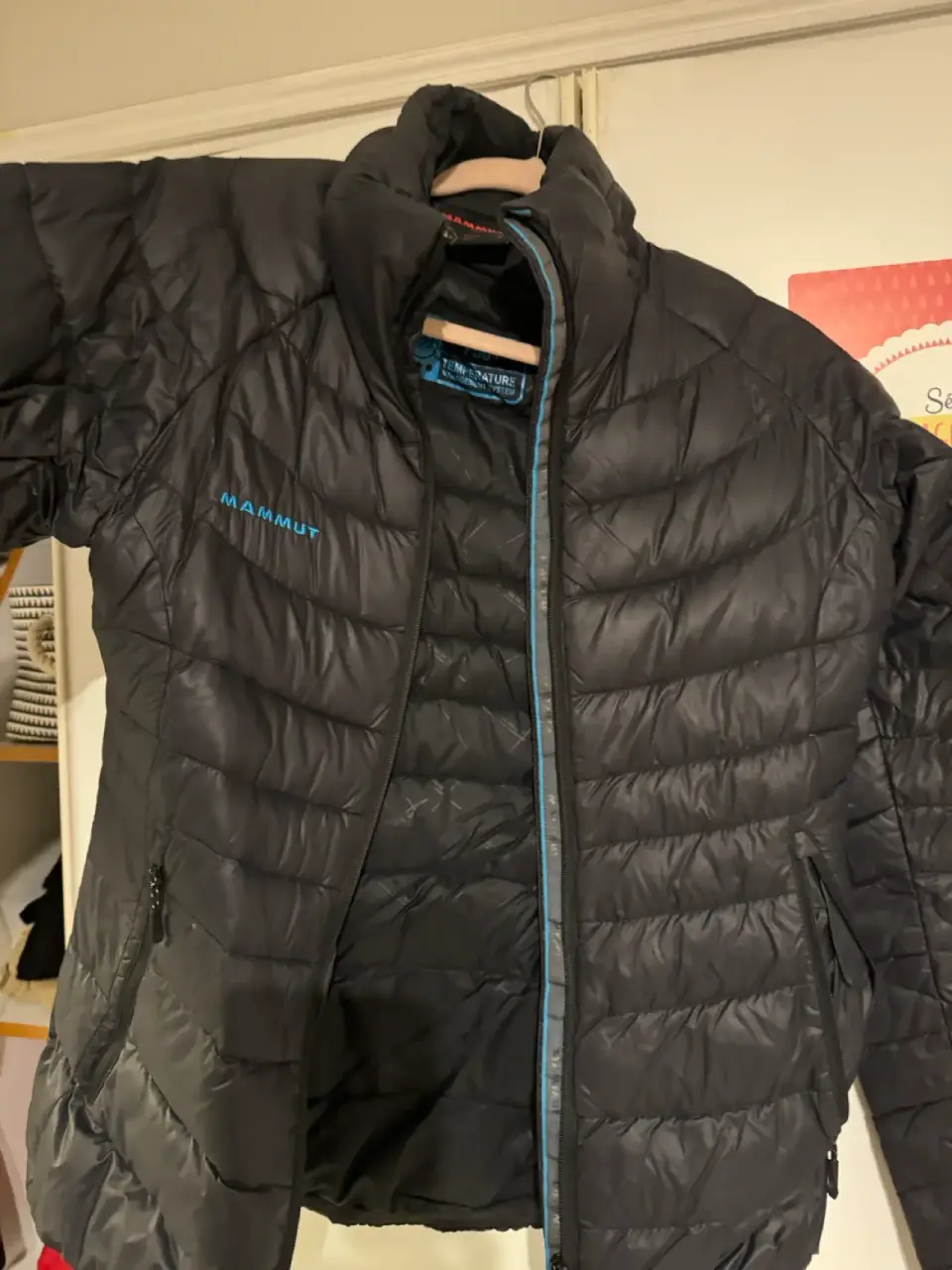 Chaqueta mujer negra Mammut acolchada - miniatura 2