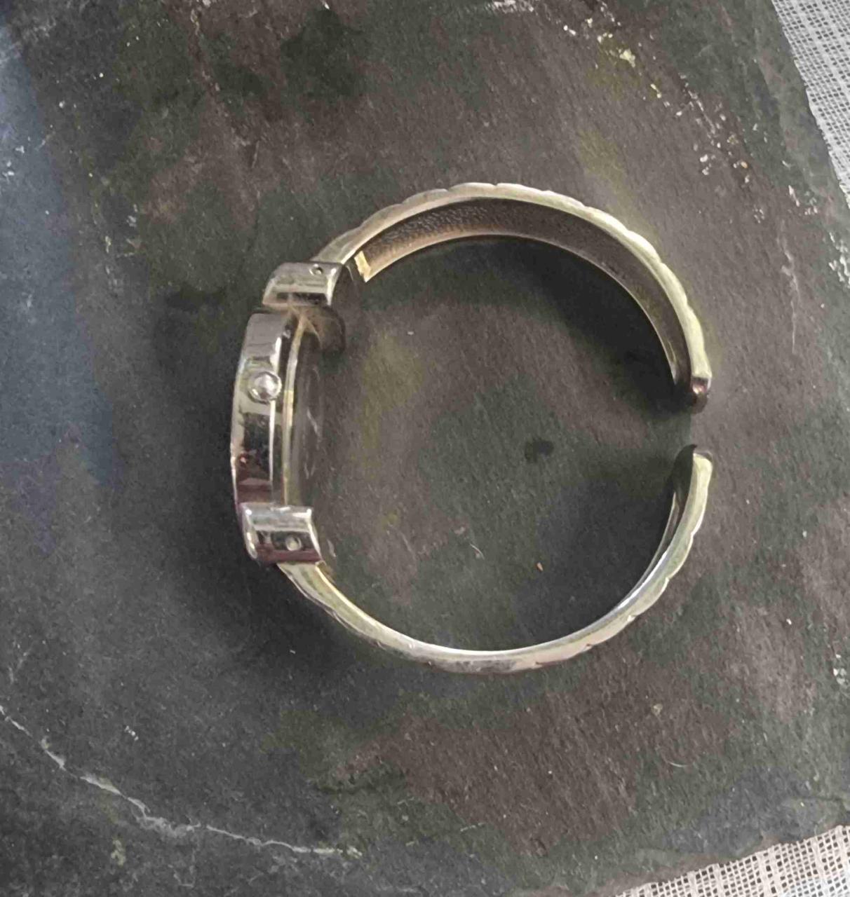 Reloj de pulsera con brillantes - miniatura 4