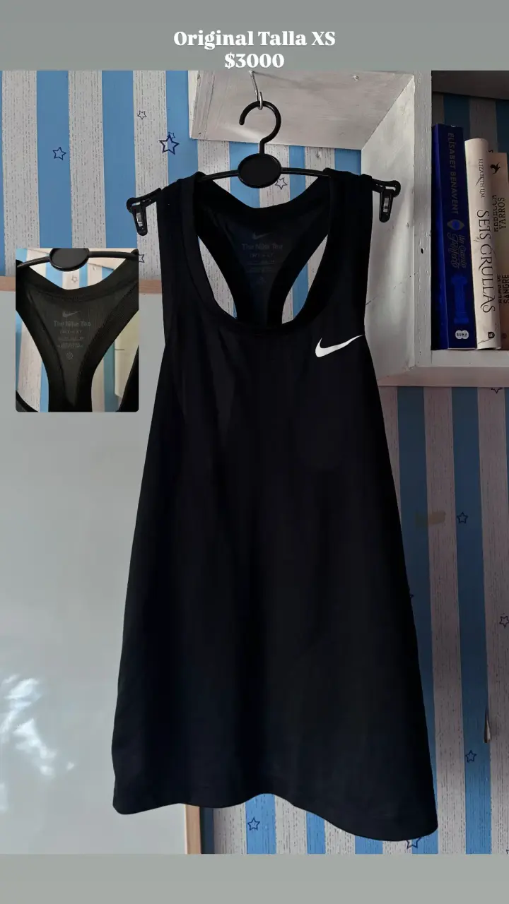 Polera deportiva negra Nike - miniatura 2