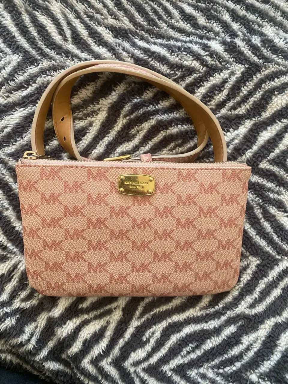 Cartera Michael Kors rosa