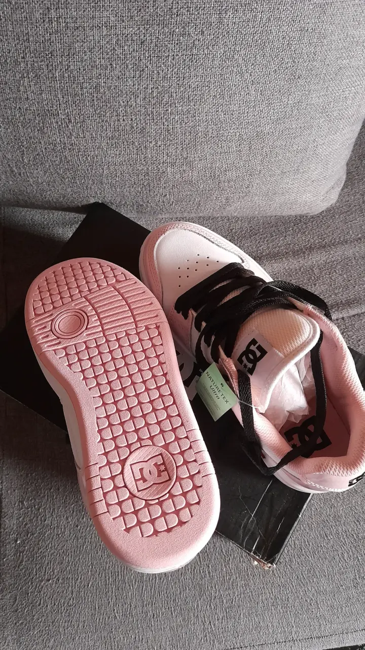 Zapatillas DC blancas nuevas - miniatura 3