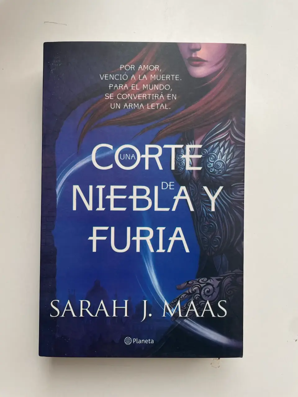 Libro 'Una corte de niebla y furia' - miniatura 1