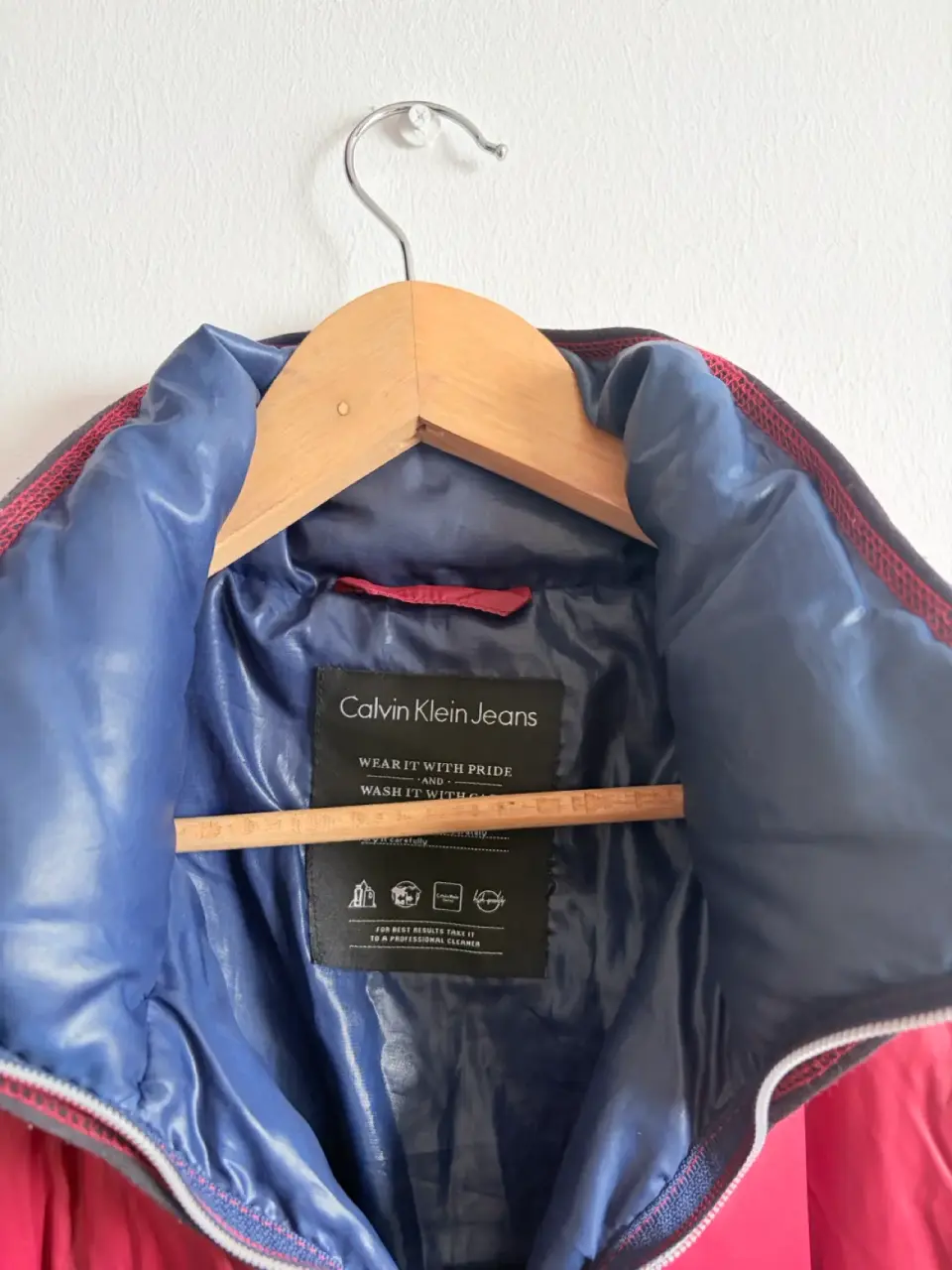 Parka relleno pluma roja Calvin Klein - miniatura 2